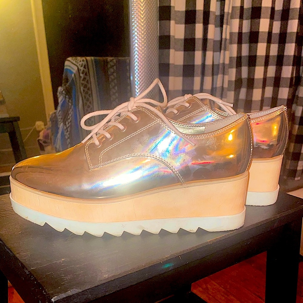 ALDO Metallic Platform Oxford Size 7